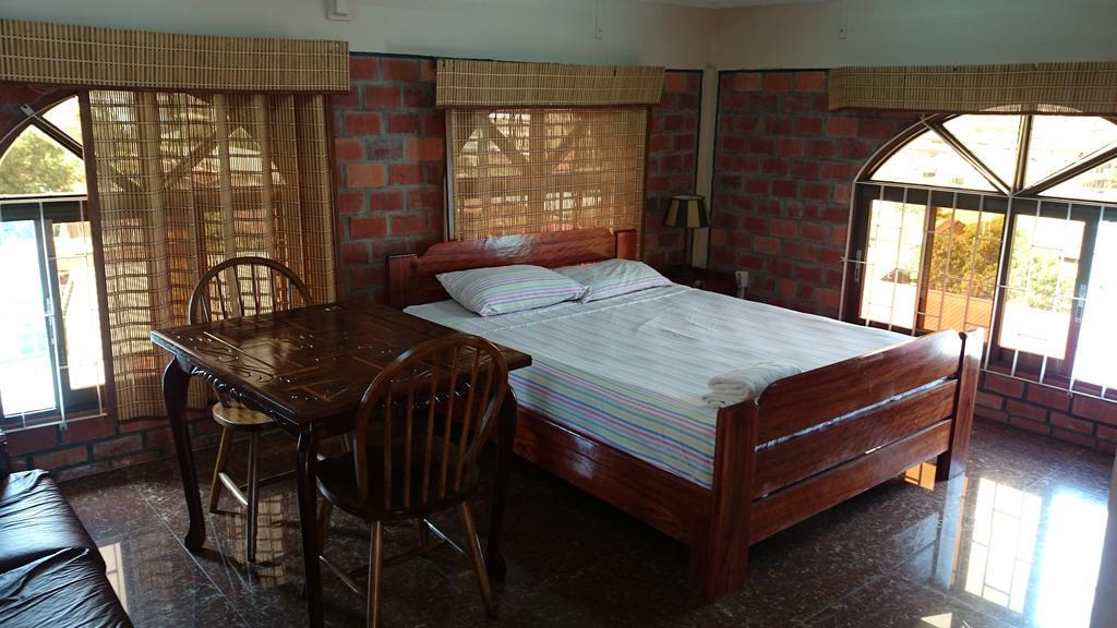 Hotel Paramuru Paramaribo Rom bilde